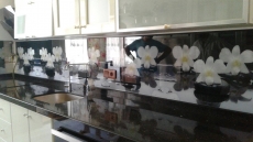 Mutfak tezgah arasý cam panel örnekleri
